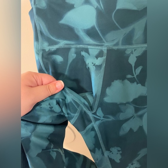 ✨Women’s All In Motion Full Length Leggings Size XL - Picture 4 of 7